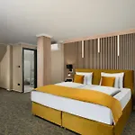 Allora 4*