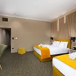 Allora 4* בודפשט